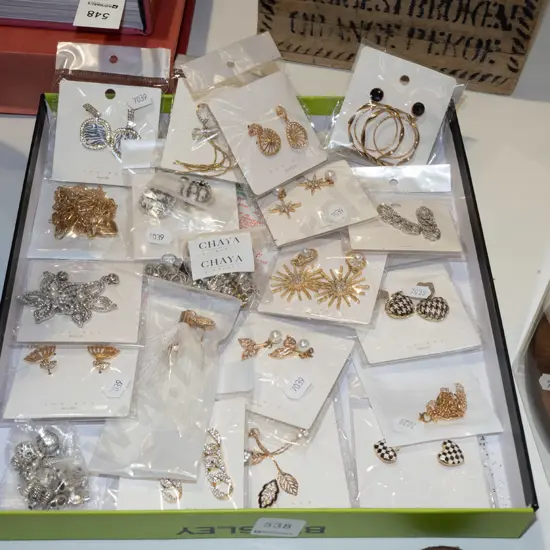 tray of costume jewellery