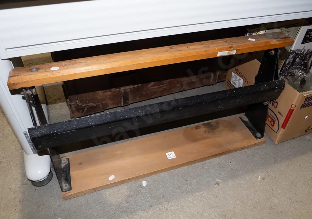 paper roll dispenser W720 Image 1++