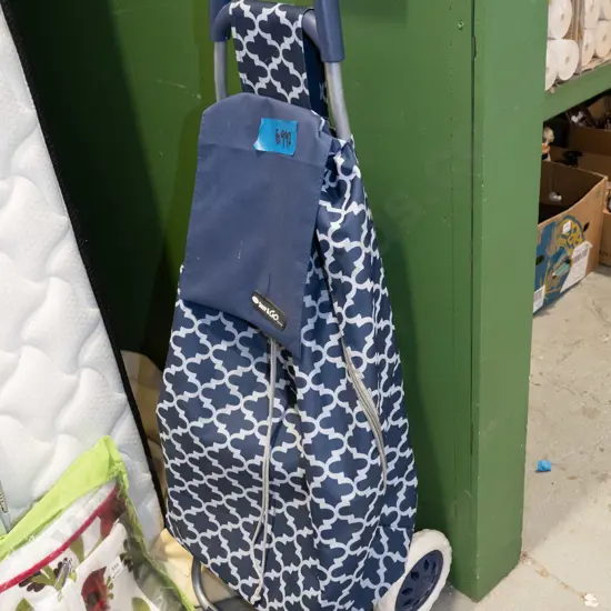 shopping trundler
