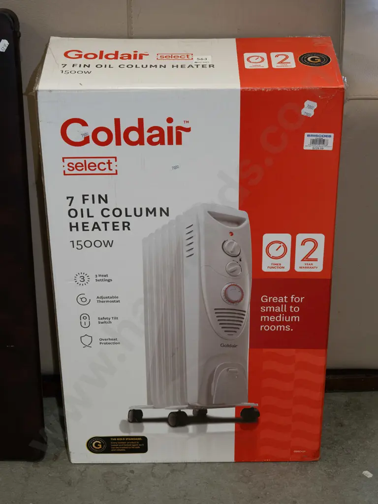 boxed as new Goldaire 7 fin oil column heater Image 1++