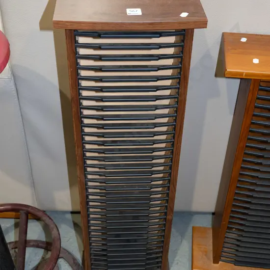 DVD tower H840