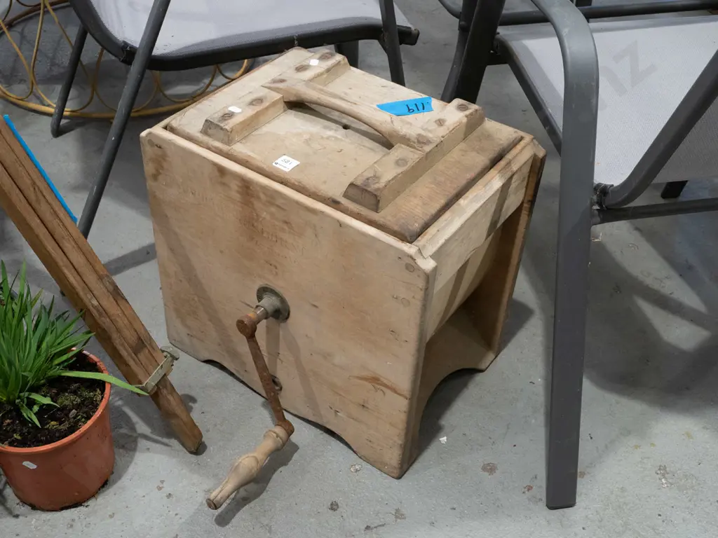 butter churn Image 1++