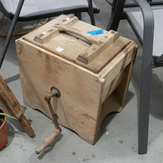 butter churn