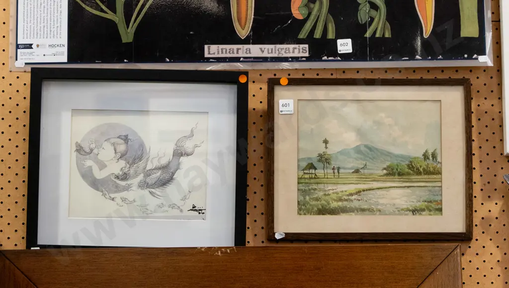 2 framed prints Image 1++