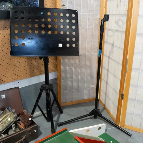 music stand and microphone stand