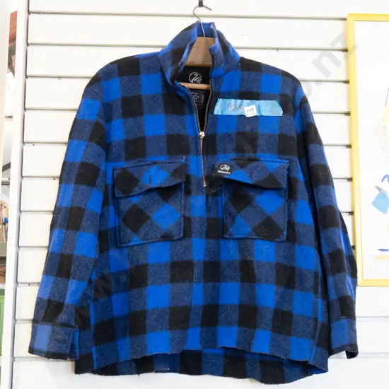 Swanndri blue checked size medium jacket