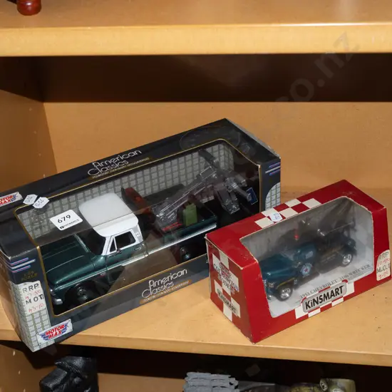 2x diecast scale model tow trucks