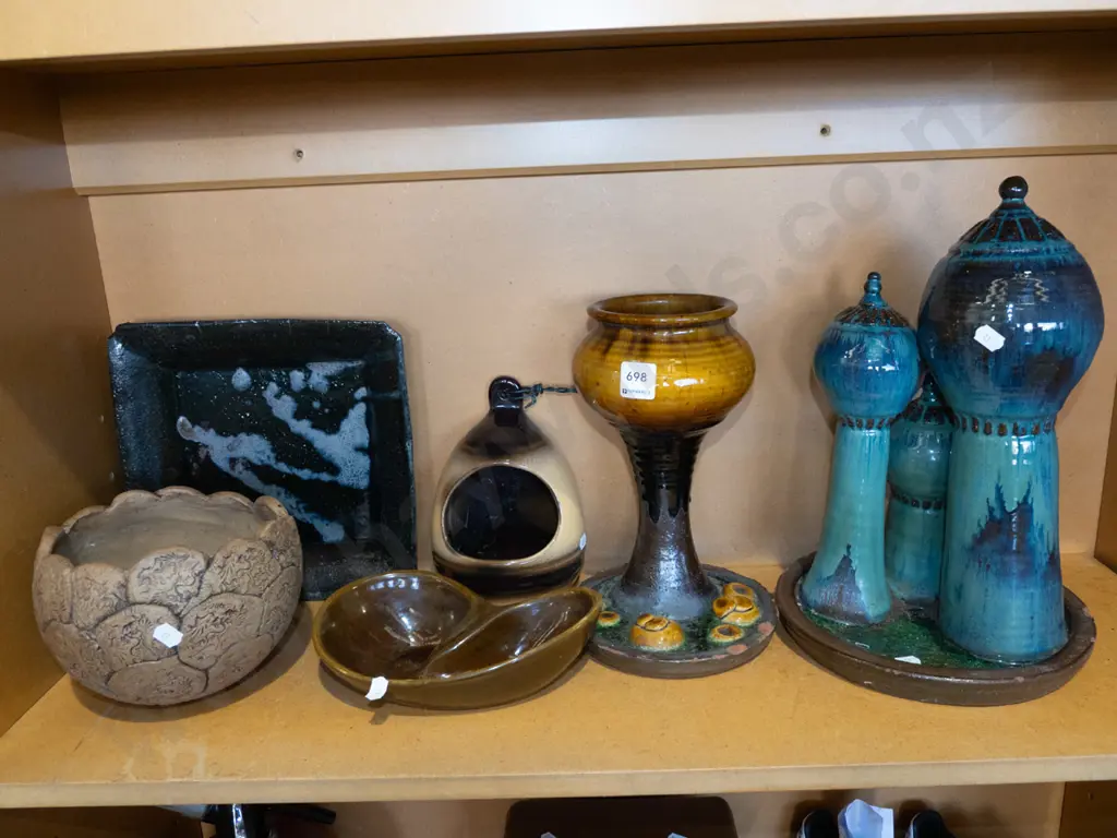 shelf; pottery ornaments, vases, bowls, Teal salt pig Image 1++
