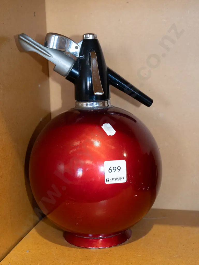 mid century ball soda syphon Image 1++