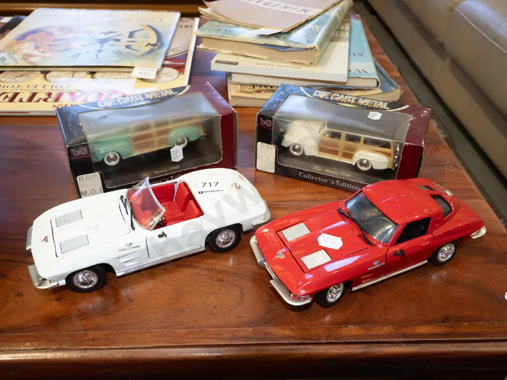 4x diecast model vehicles Image 1++