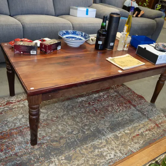 turned leg mahogany coffee table H465 W1290 D700