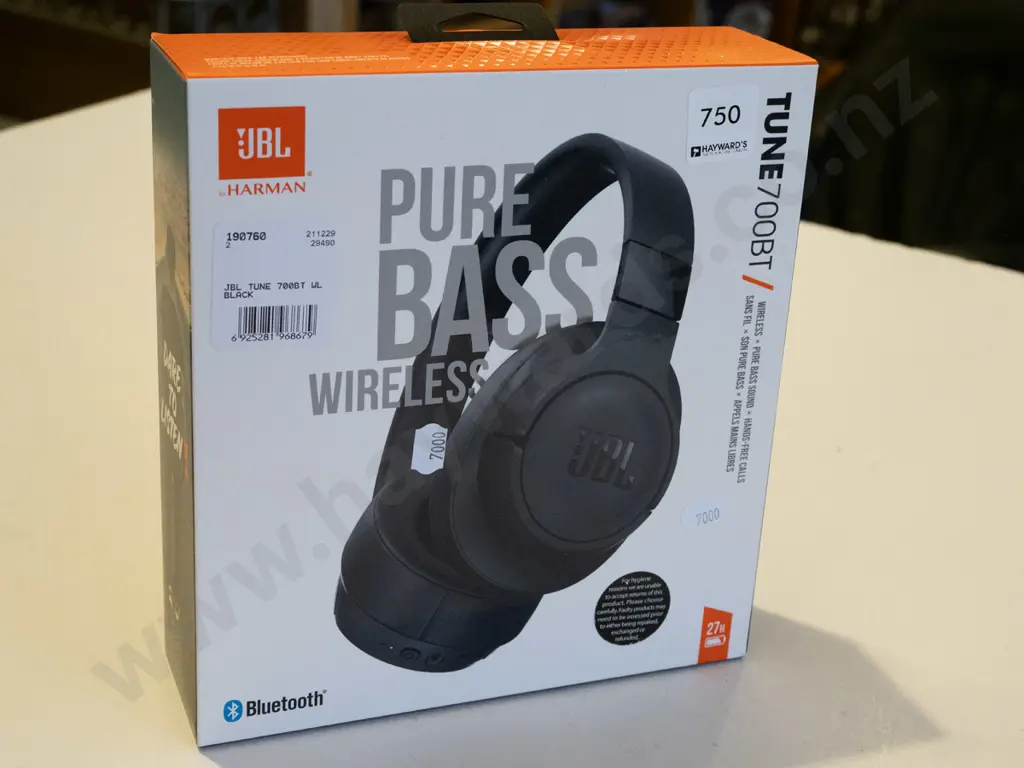 JBL pure bass wireless headphones Image 1++