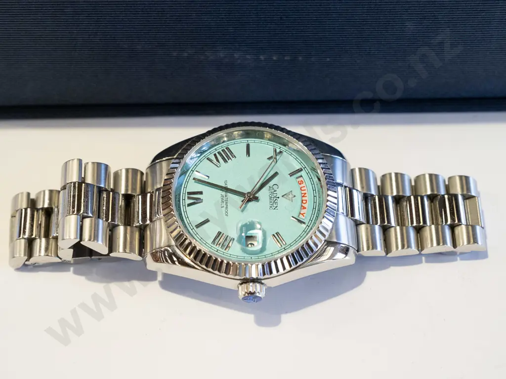Cadisen wristwatch and box Image 1++
