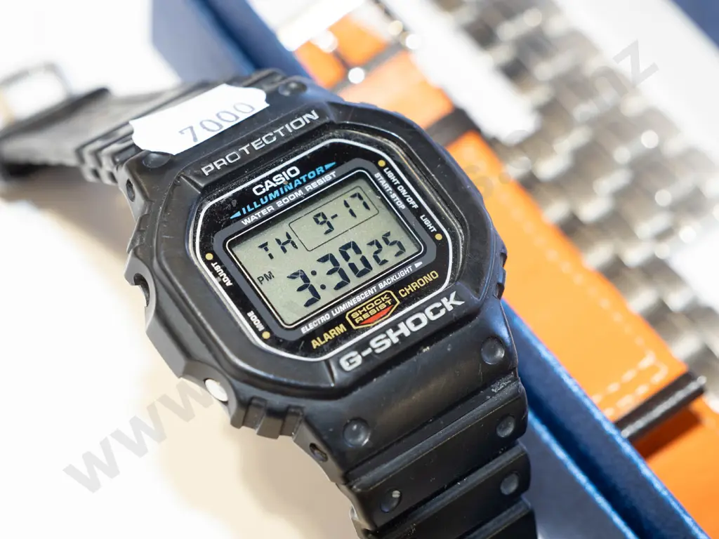 Casio G shock watch, container of various watch parts Image 1++