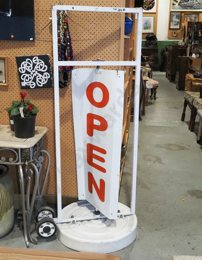 wind powered rotating Open sign on wheels H1390 Image 1++