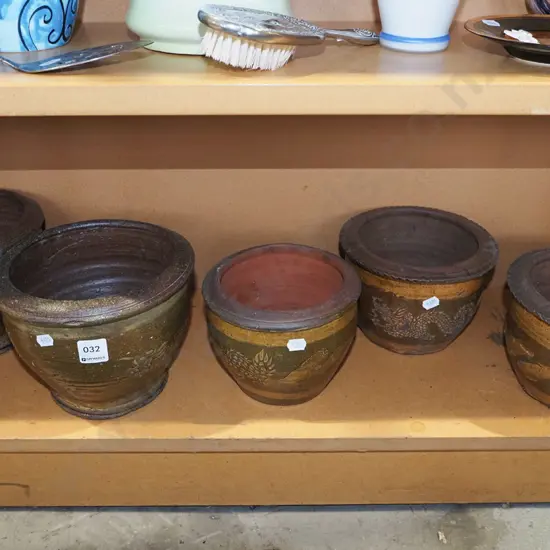 5x terracotta planters - dragon motif H165