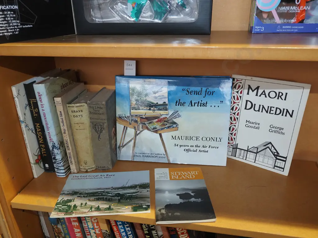 NZ books Image 1++