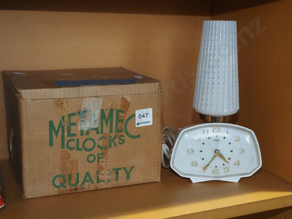 mid century illuminated alarm clock and original box H250 Image 1++