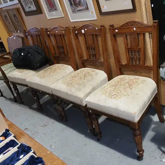 4x mahogany turned leg spindle and splat back dining chairs