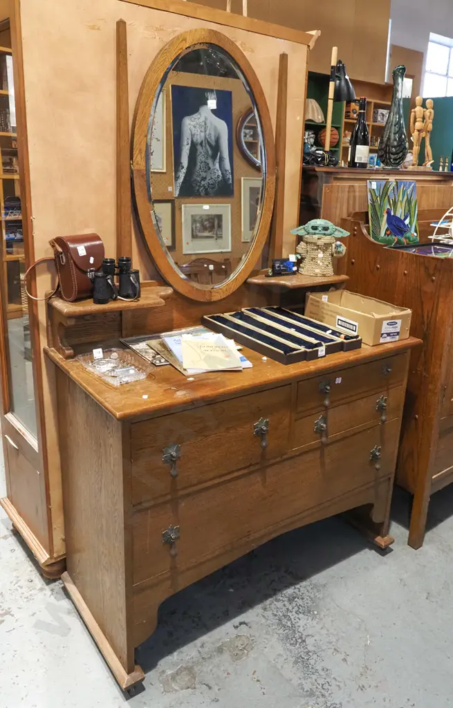 oak 5 drawer mirror back dresser with oval mirror - some silvering H1730 W1060 D500 Image 1++