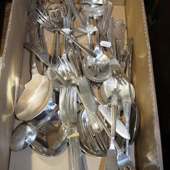 box of cutlery