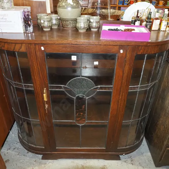 deco oak and leadlight china cabinet -some wear to varnish on top H1060 W1800 - Key in Office