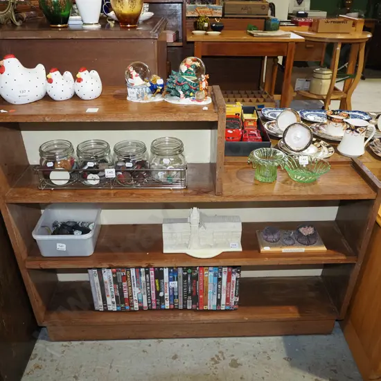 oak stepped bookcase H830 W1010 D190