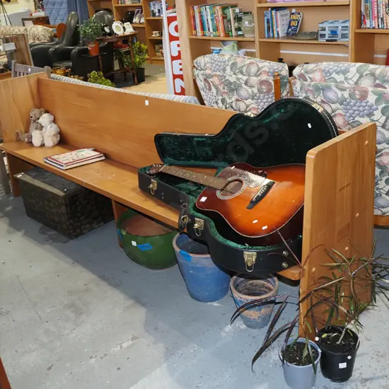 solid rimu church pew H850 W2610 D540