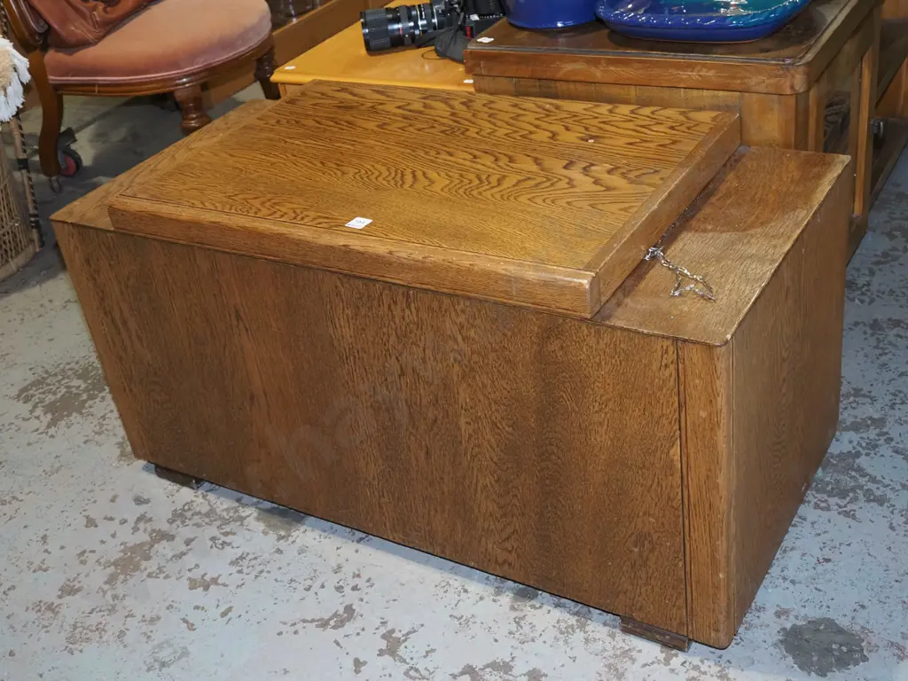 deco oak blanket box Image 1++