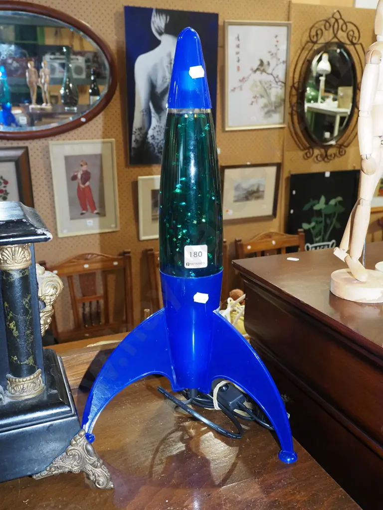 rocket style lava lamp H240 Image 1++