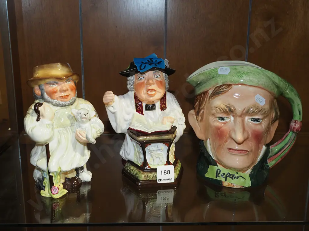 3x toby jugs - 1 has chip, 1 has repair Image 1++
