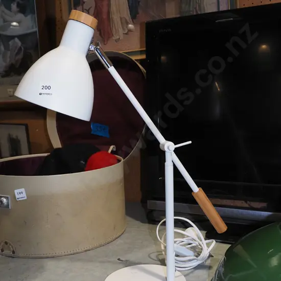 modern metal adjustable desk lamp