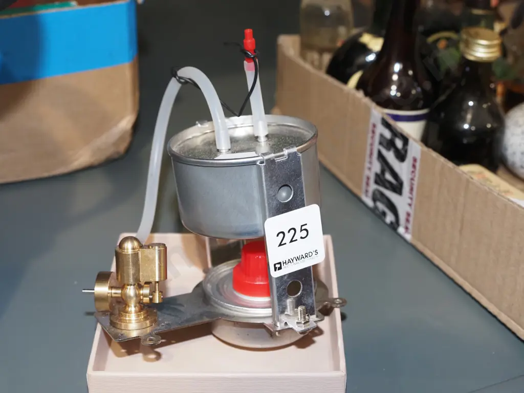 small steam engine H100 Image 1++