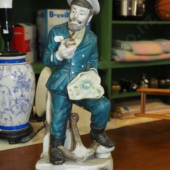 figurine - fisherman smoking pipe H350