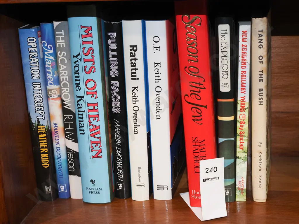 NZ books Image 1++