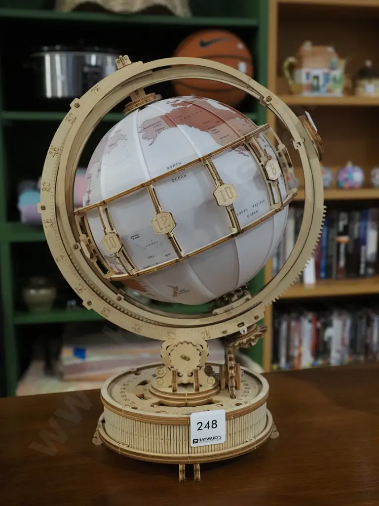 constructed kit set world globe H310 Image 1++
