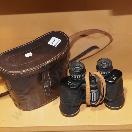 8x40 Halina field binoculars and case