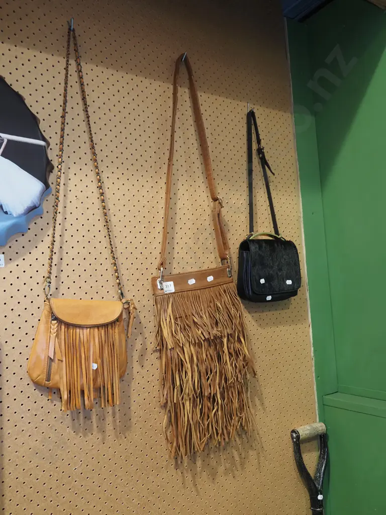 3x hand bags Image 1++