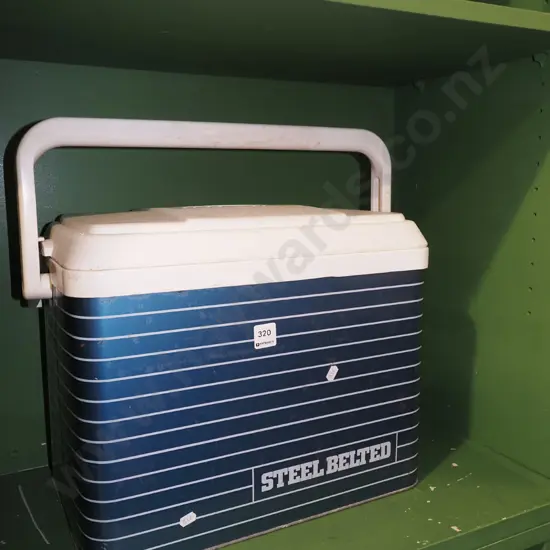 steel belted chilly bin