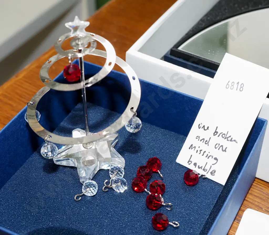 Swarovski Crystal home display stands, small Christmas tree - some damage, may be missing some baubles Image 1++