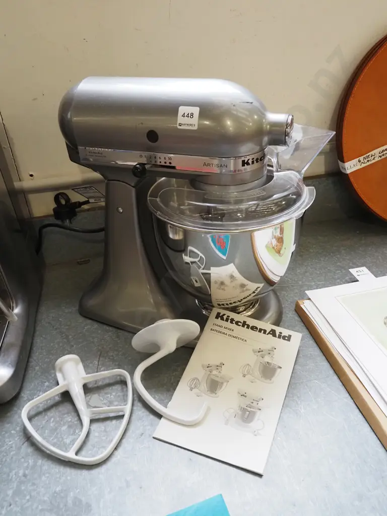 Kitchen Aid Artisan mixer Image 1++
