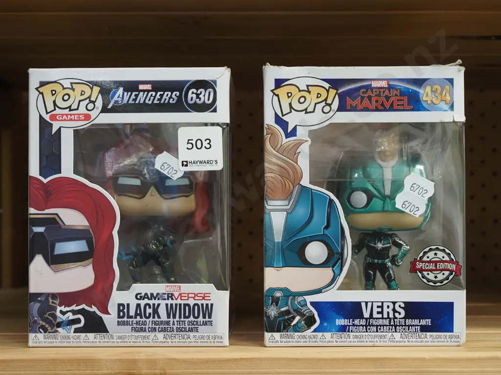 2x boxed Pop figurines; Black Widow, Vers Image 1++