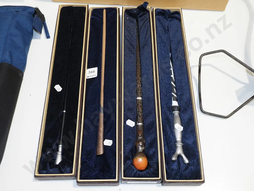 4x wands in boxes Image 1++