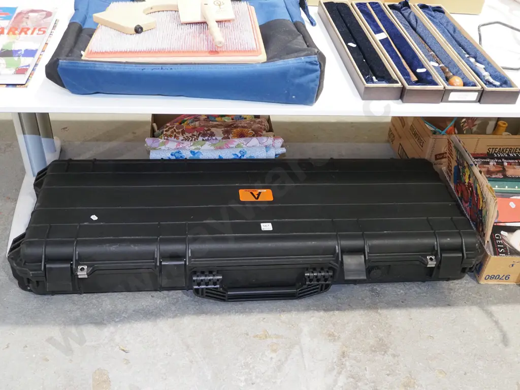 as new Accent industrial equipment/rifle case L1500 Image 1++