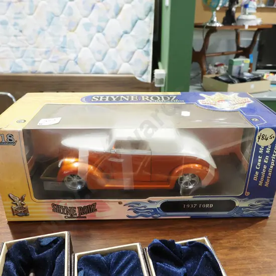 box; diecast scale model in 1937 Ford - box needs a clean