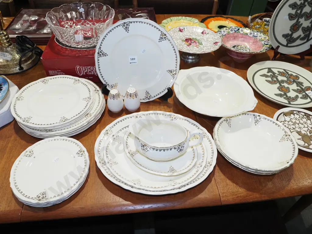 assorted Grindley cream petal plates, bowls, veges etc Image 1++