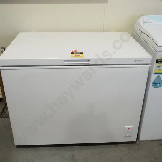 Westinghouse chest freezer H840 W1055 D730