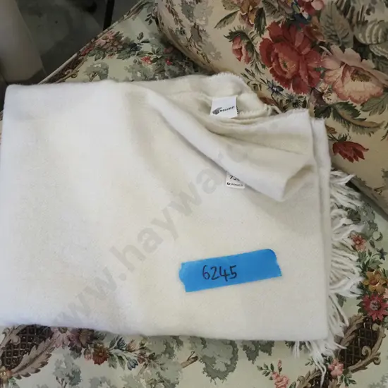 white blanket