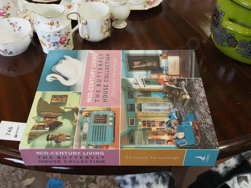 Mid century Living the Butterfly Collection book Image 1++