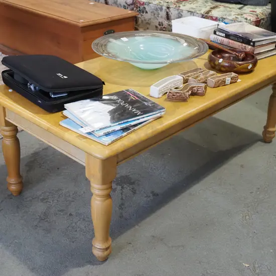 Indonesian hardwood coffee table H435 W1220 D600